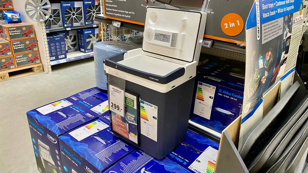 Eine getestete Kühlbox-30-Liter im geöffneten Zustand.