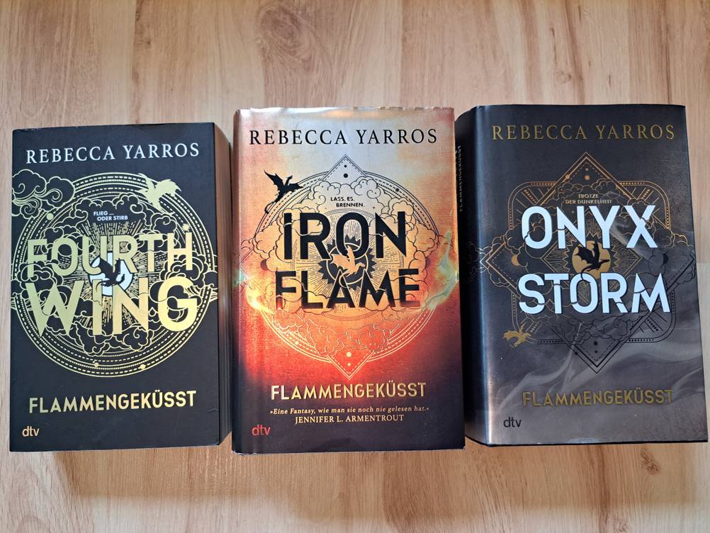 3 Bücher der Roman-Reihe 