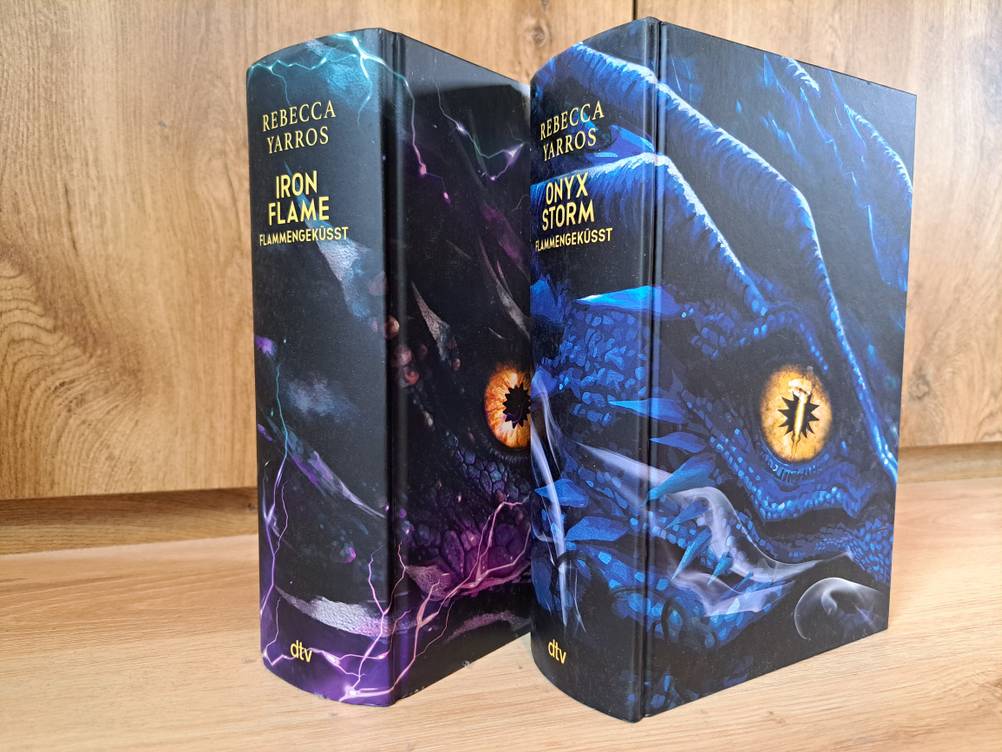 2 Bücher der Roman-Reihe 