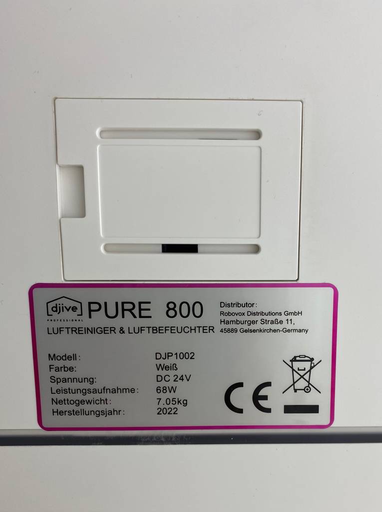 Luftbefeuchter getestet: Detailaufnahme Sticker Modellbezeichnung.