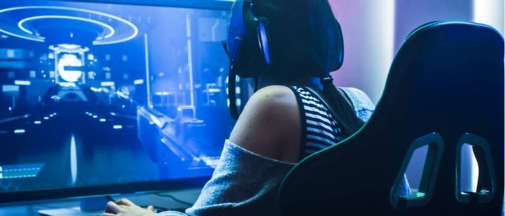 27-zoll-monitor-mit-lautsprecher-gaming