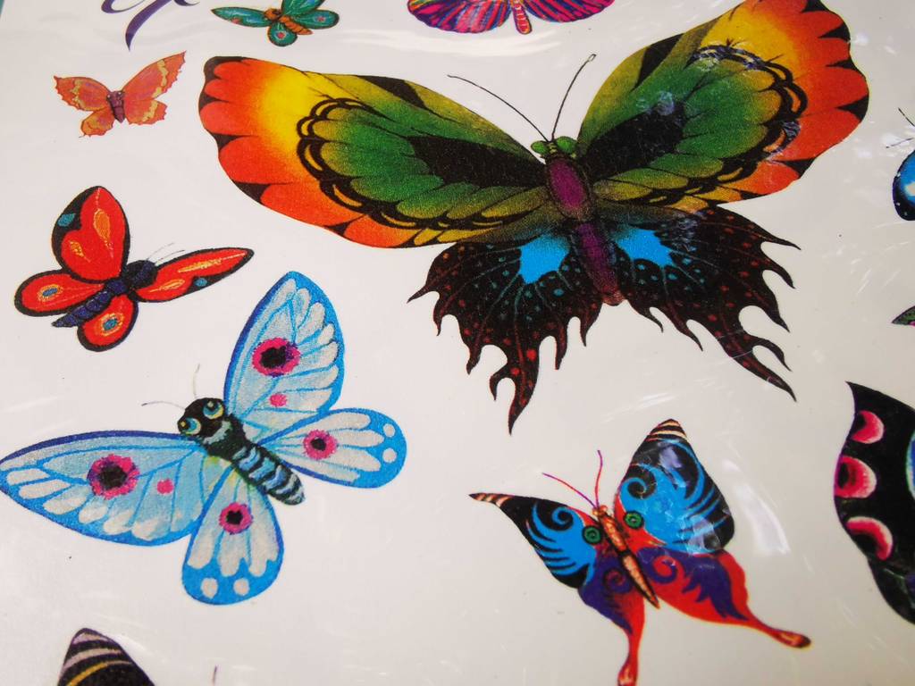 Detailansicht von getesteten Kindertattoos.