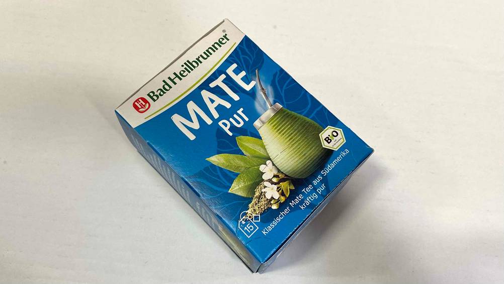 Getesteter Mate-Tee: Verpackung von der Vorderseite mit Bio-Siegel.