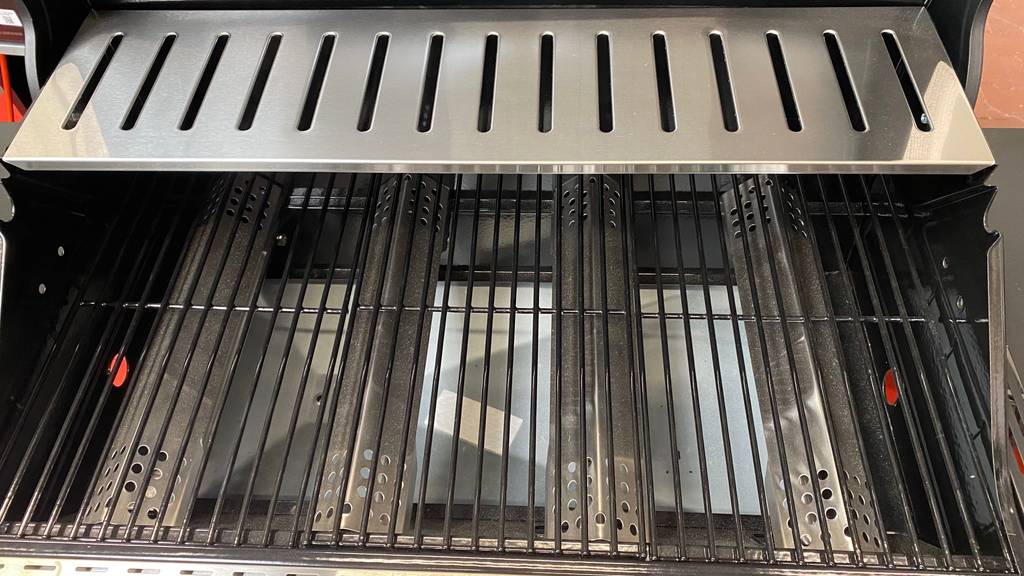 Gasgrill 4 Brenner getestet: Nahaufnahme Grillrost.