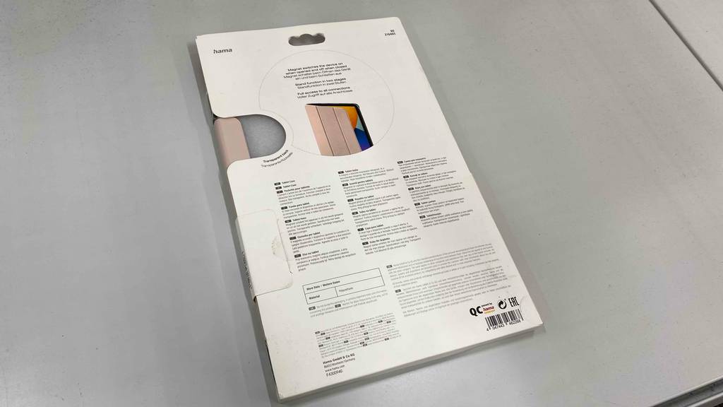 iPad-Pro-11-Hülle getestet: Die Rückseite der Originalverpackung.