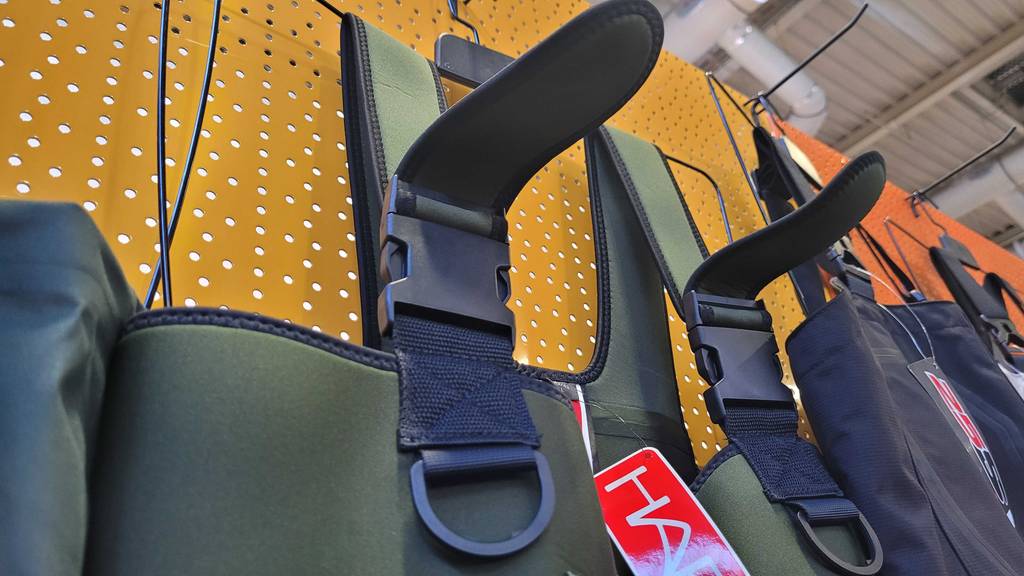 Wathose im Test: Detailaufnahme Hosenträger.