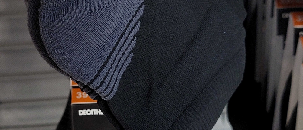 Nahaufnahme des Stoffs der getesteten Laufsocken.