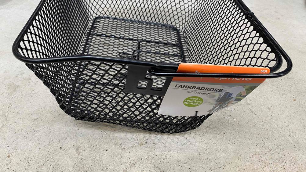 Fahrradkorb im Test: Nahaufnahme Griff