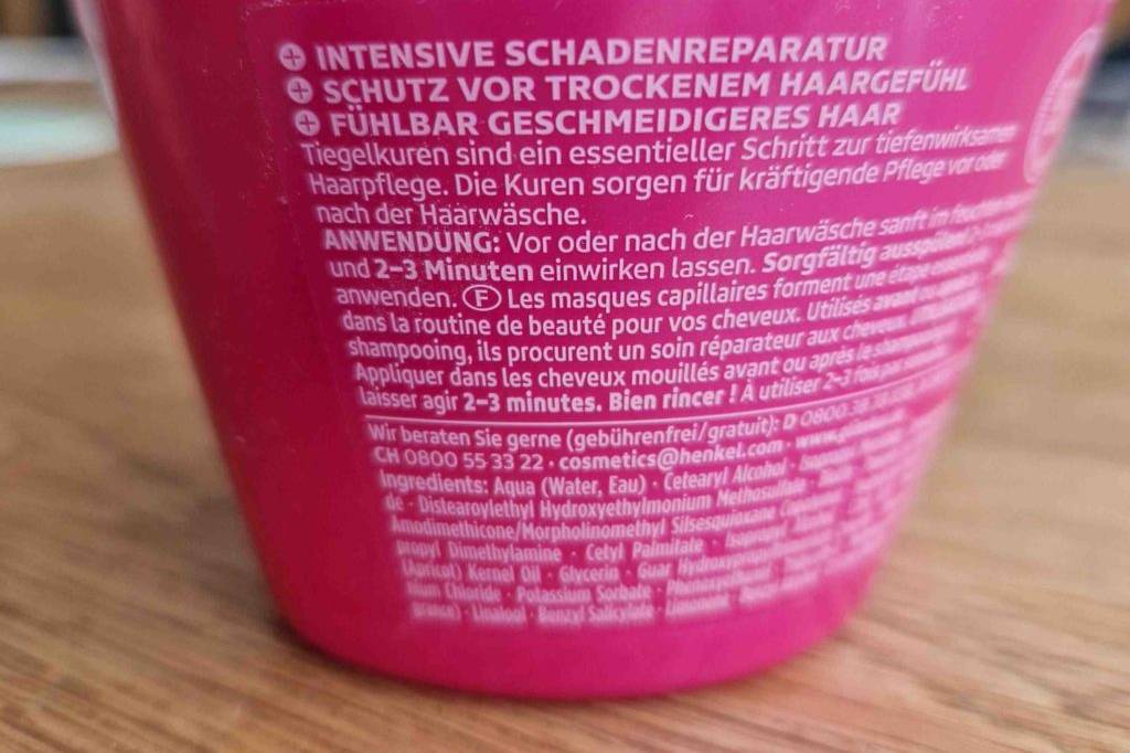 Haarkur im Test: Verpackung von der Rückseite gezeigt