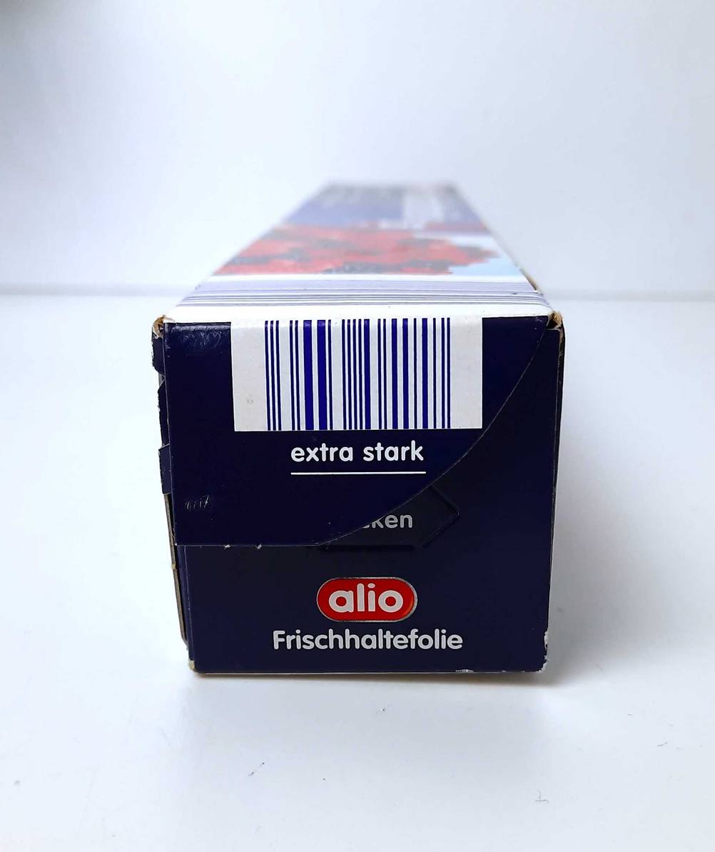 Küchenfolie-Test: Die Verpackung einer Frischhaltefolie mit der Stirnseite ersichtlich.