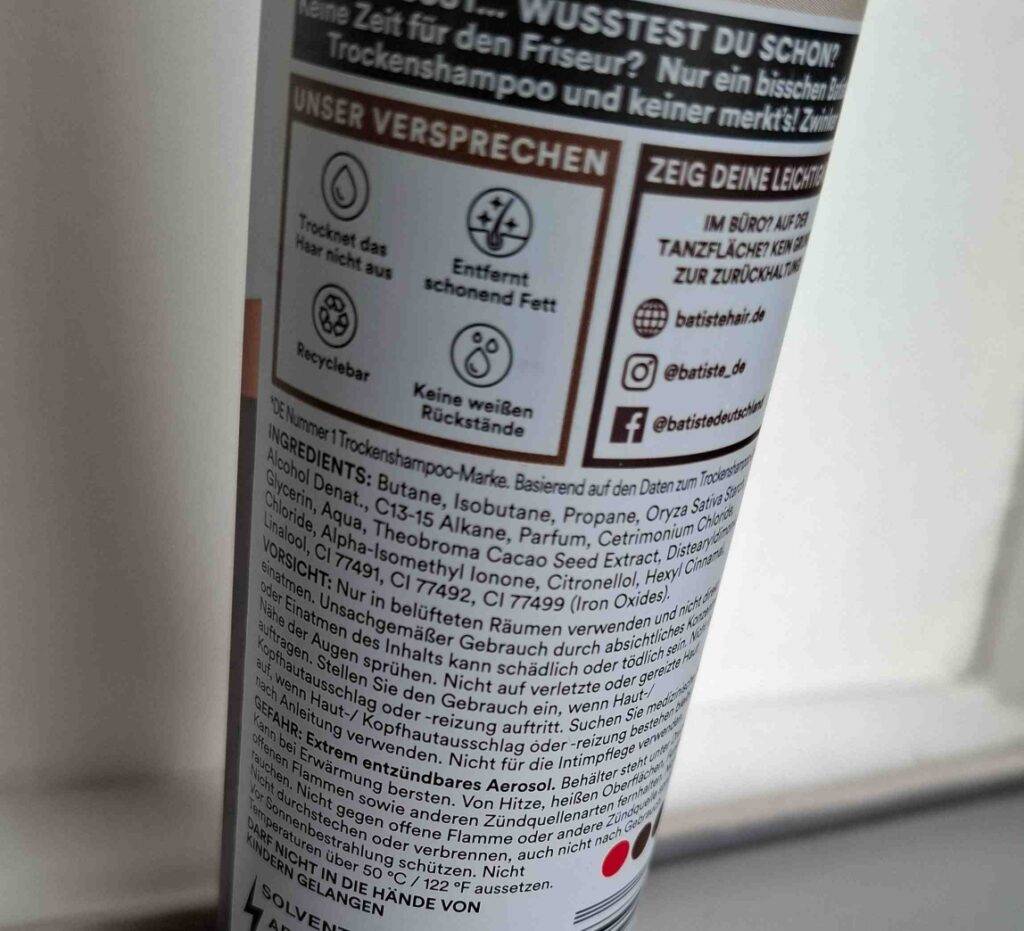 Batiste-Trockenshampo-Test: Ansicht der Produktbeschreibung auf der Spraydose.