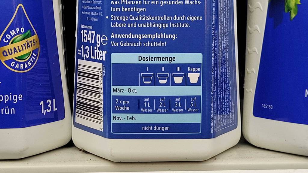 Die Doseriempfehlung auf der Flasche des getesteten Geraniendüngers.