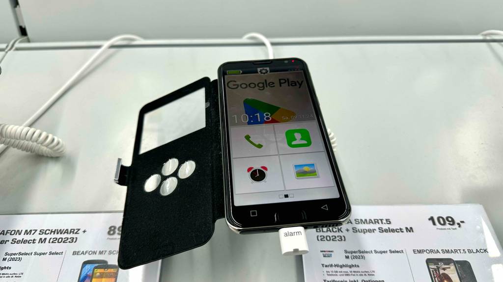 Test: Das Senioren-Smartphone, mit großen Applikationen.