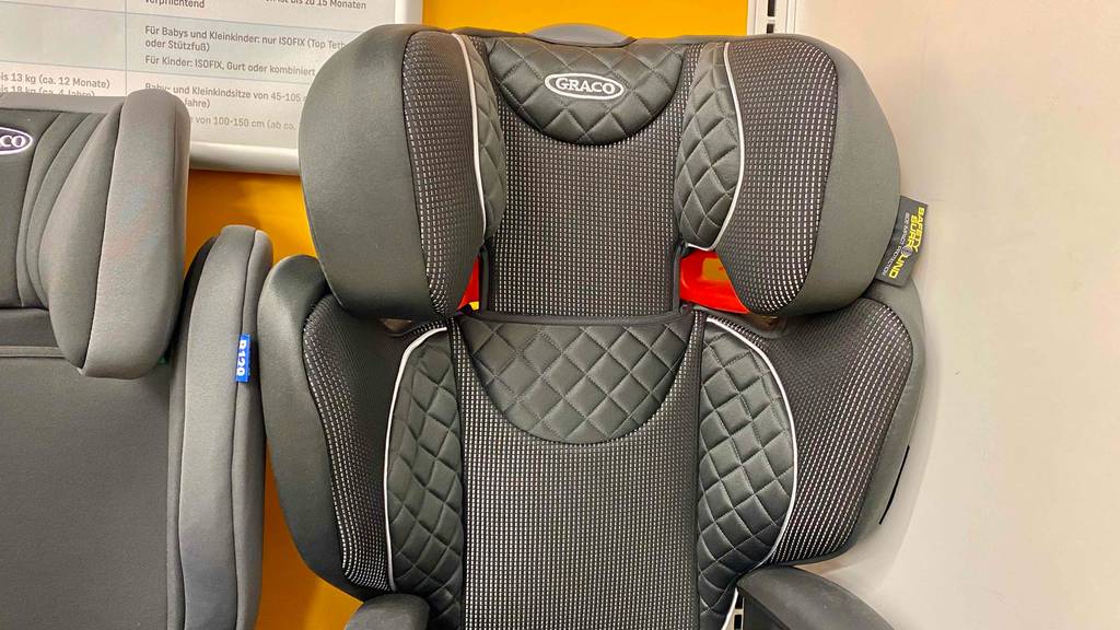 Kindersitz ab 4 Jahren getestet: Detailaufnahme Rückenteil.