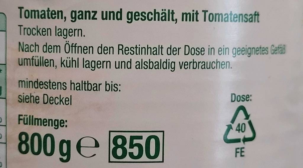 Dosentomaten-Test: Nahaufnahme der Dose mit verschiedenen Informationen zum Produkt.