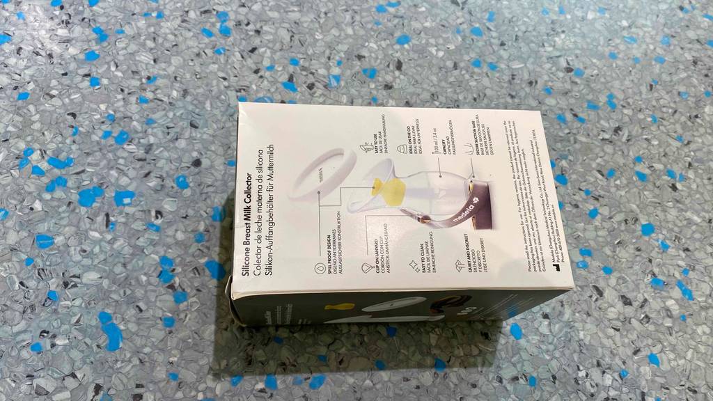 Milchpumpe im Test: Verpackung der Milchpumpe von der Rückseite.