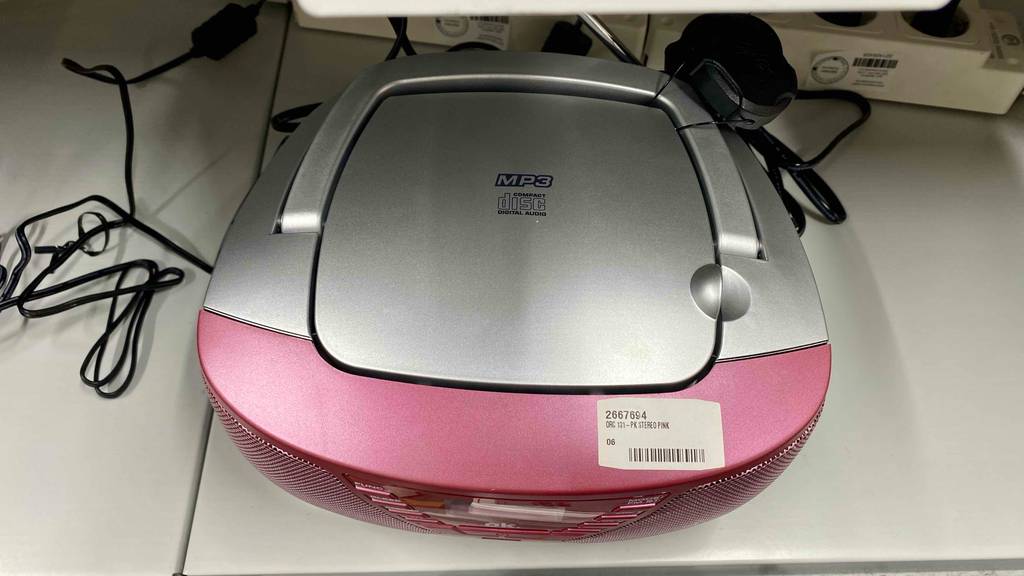 Getestetes CD-Radio von der Oberseite gezeigt.
