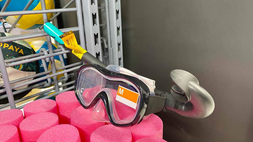 Schnorchelset-Test: ein Schnorchelset bestehend auf Brille und Schnorchel in der Größe M.