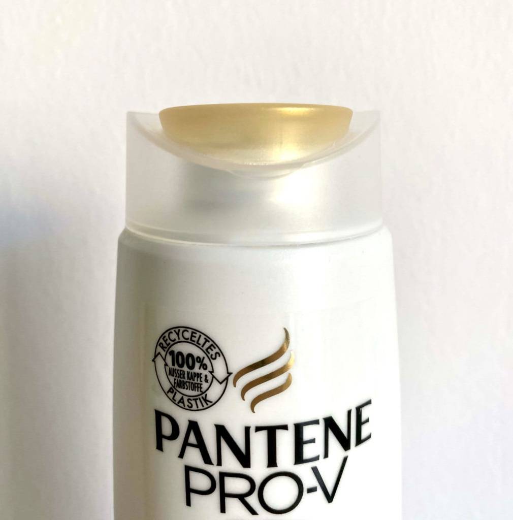 Volumen-Shampoo im Test: verschlossener Verschluss eines Volumen-Shampoos.