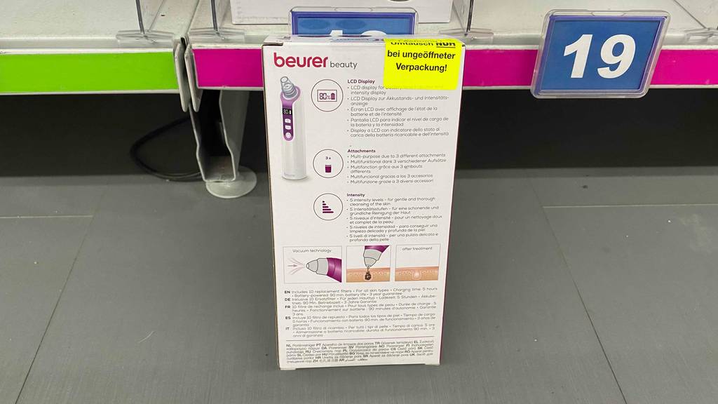 Porensauger im Test: Rückseite der Verpackung wird gezeigt.