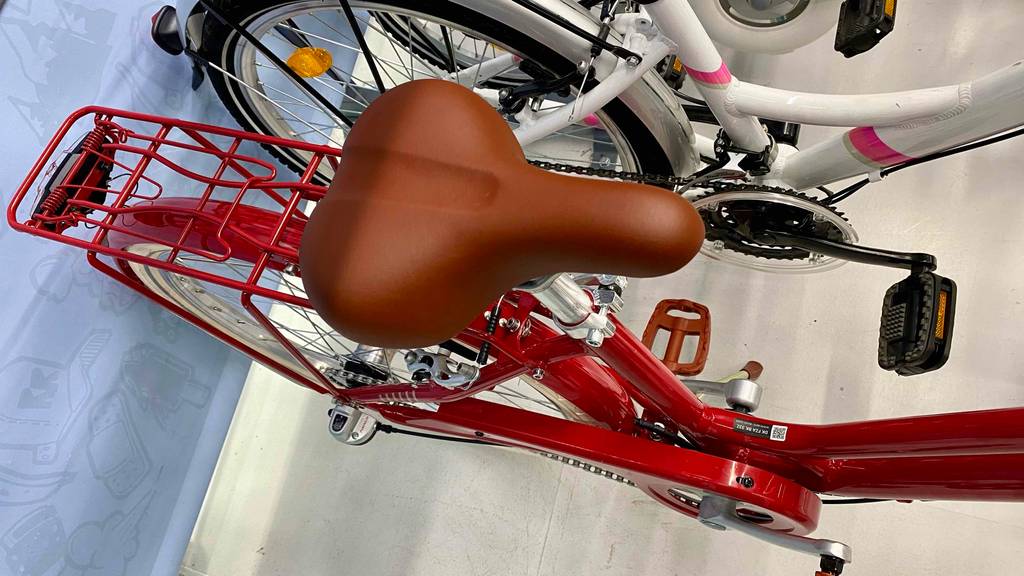 Im Test: Nahaufnahme Sattel eines Kinderfahrrad 24 Zoll.