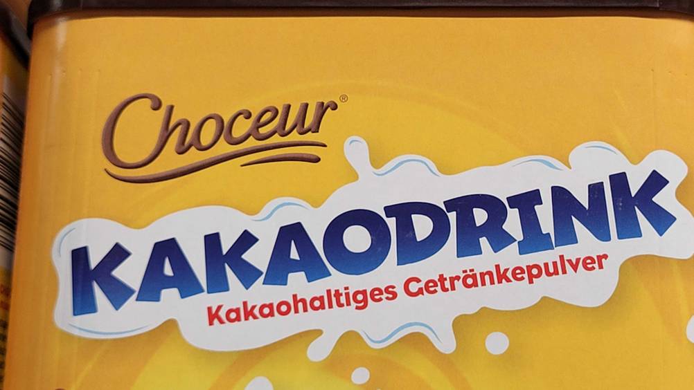 Instant-Kakao im Test: Nahaufnahme des Logos auf der Packung.