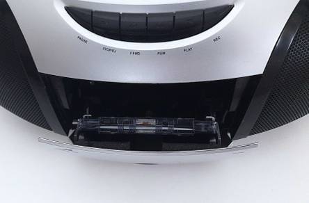 Die Kassette ist in den getesteten Kassettenrecorder eingelegt.