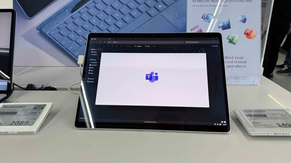Das getestete Microsoft Surface mit geöffneter App.