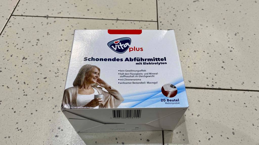 Abführmittel-Test: verschlossene Packung Abführmittel mit 20 Beuteln Inhalt.