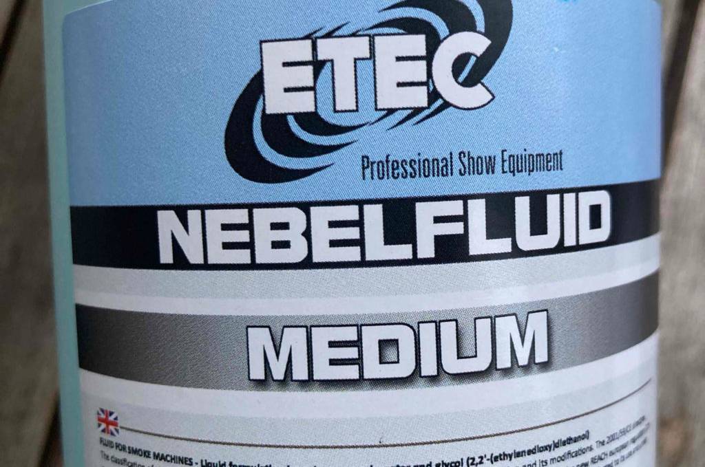 Nebelfluid getestet: Nahaufnahme des Labels der Flasche.