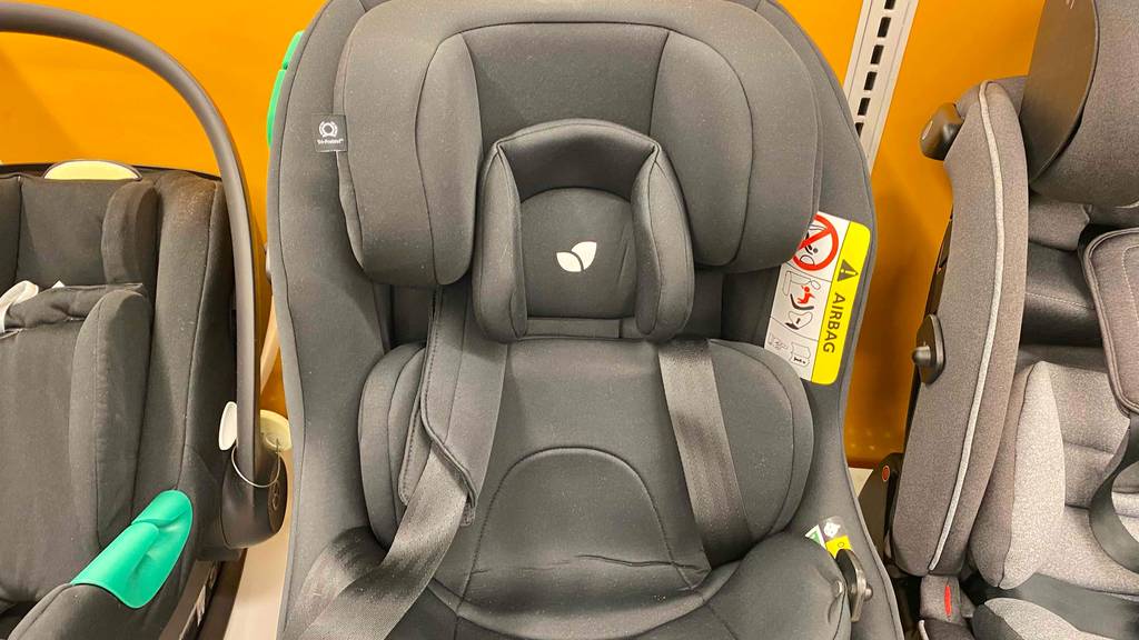 Im Test: Detailaufnahme der Rückenlehne eines Kindersitz bis 4 Jahre.