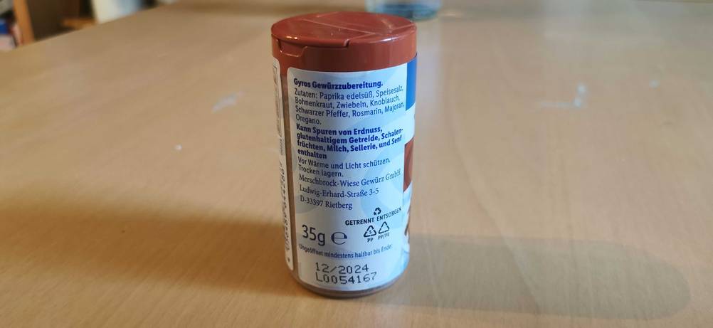 Im Test: Die Rückseite eines Gyrosgewürzes mit Inhaltsangaben.