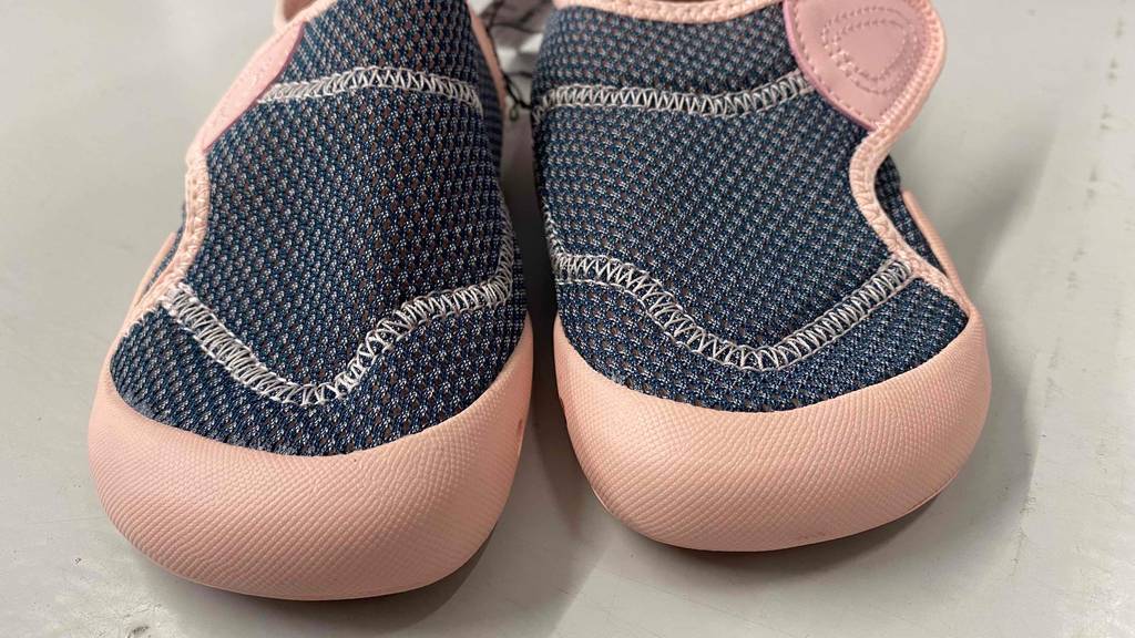 Barfußschuhe für Kinder Kappen vorne Detail