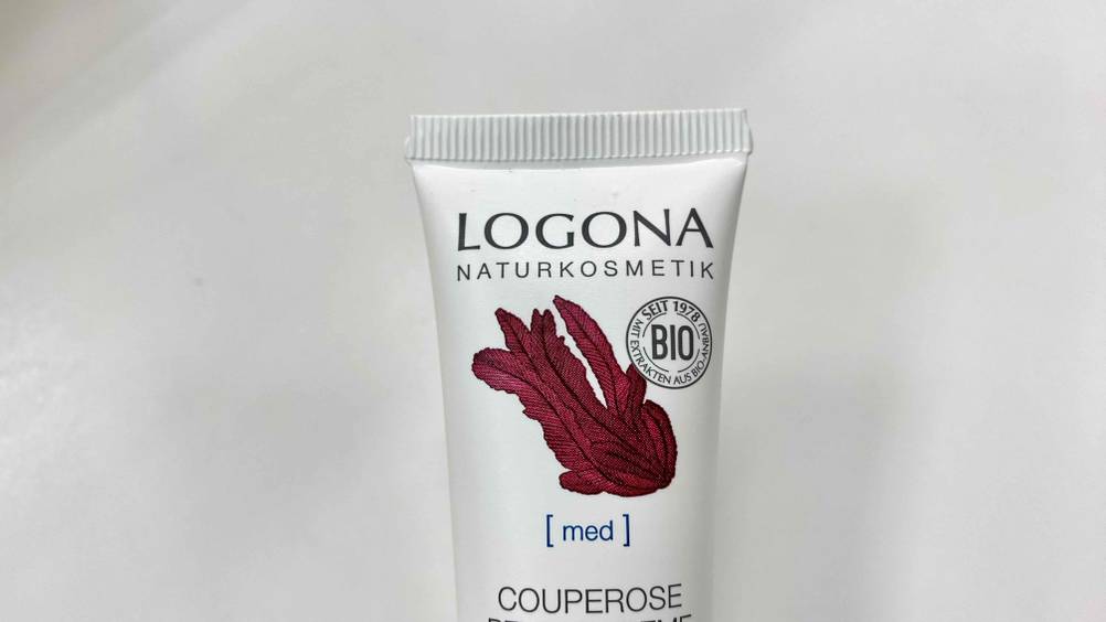 Couperose-Creme-Test: oberer Teil der Tube von Couperose-Creme mit Bio-Qualität.