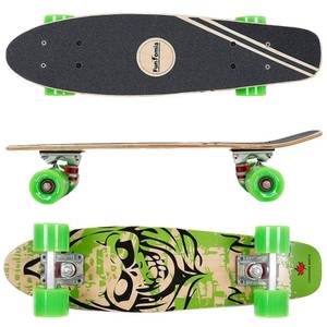 Das Mini-Longboard (Bild) ist sehr viel kleiner als das normale Longboard.