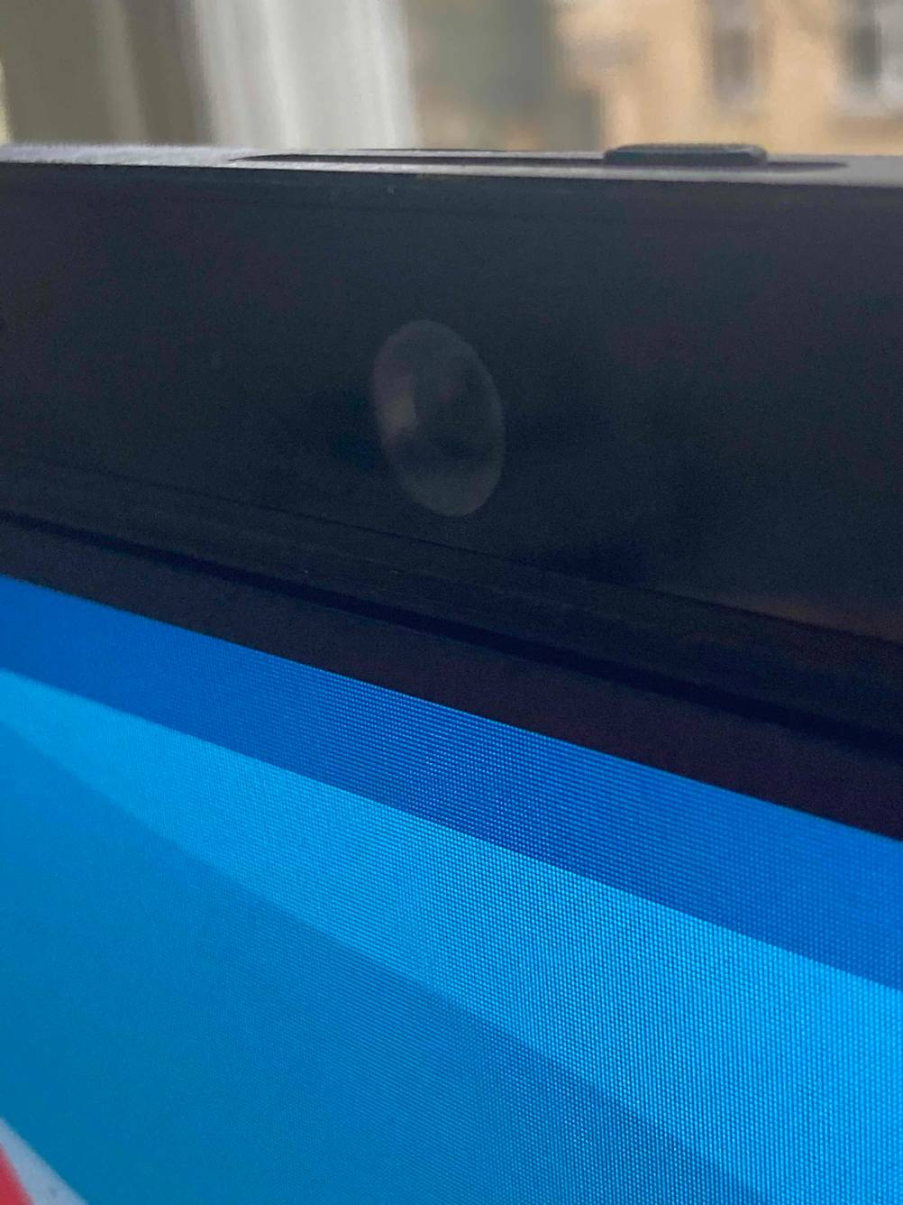Acer-Monitor-Test: Webcam von Acer-Monitor im Fokus.