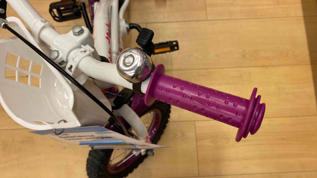 Lenker von Kinderfahrrad.