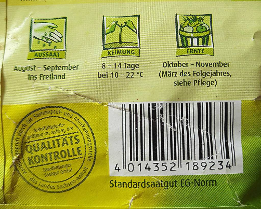 Die Applikationen auf der Verpackung in Nahaufnahme worauf man Infos zur Aussat, Keimung und Ernte erhält.