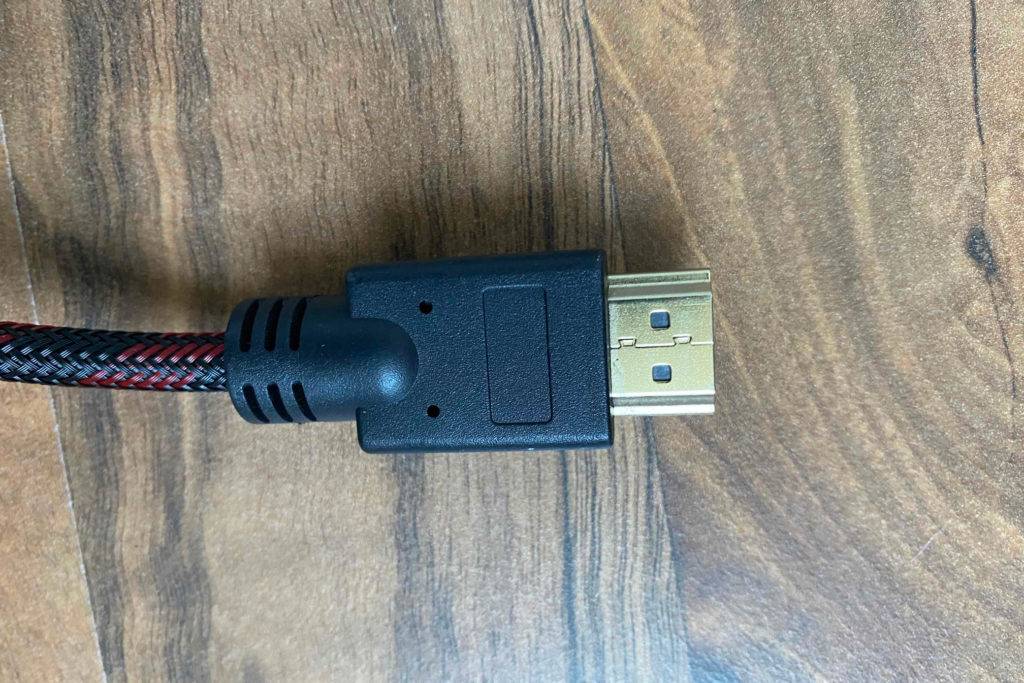 HDMI-Kabel (3m) im Test: Nahaufnahme Stecker
