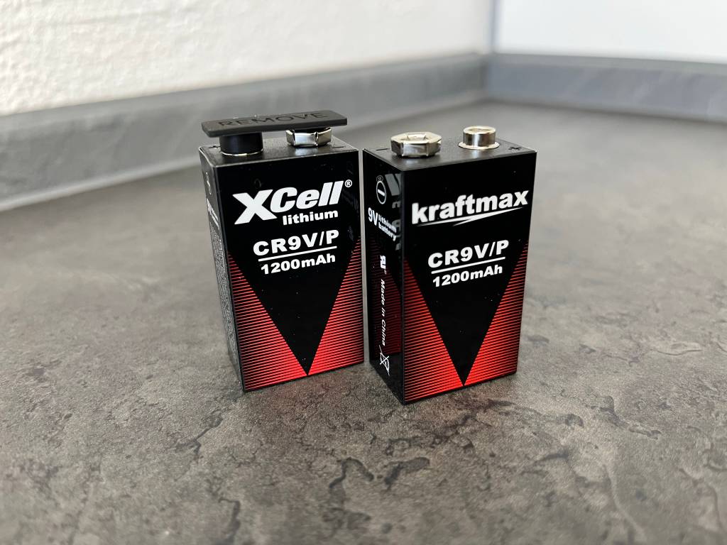 Viele Hersteller bieten 9-Volt-Batterien in verschiedenen Packungsgrößen an. Auf dem Bild: das 2er-Set der Marke WSB Battery.