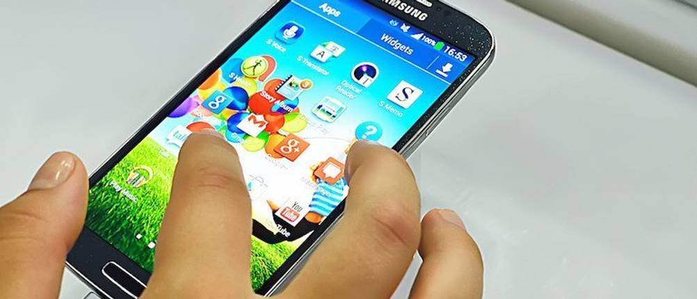 smartphone-mit-wechselakku-test