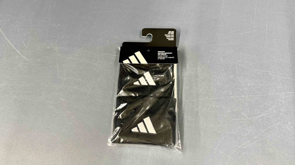 Im Test: die Schweißbänder sind durch die transparente Verpackung sichtbar.