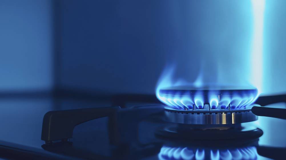 Teka-Kochfeld im Test: Ausschnitt eines einzelnen, aktiven Brenners eines Gas-Kochfelds