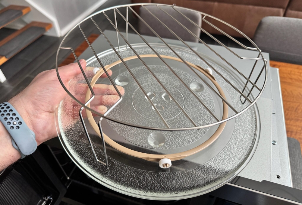 Grillrost für die AEG MSB2547D-M