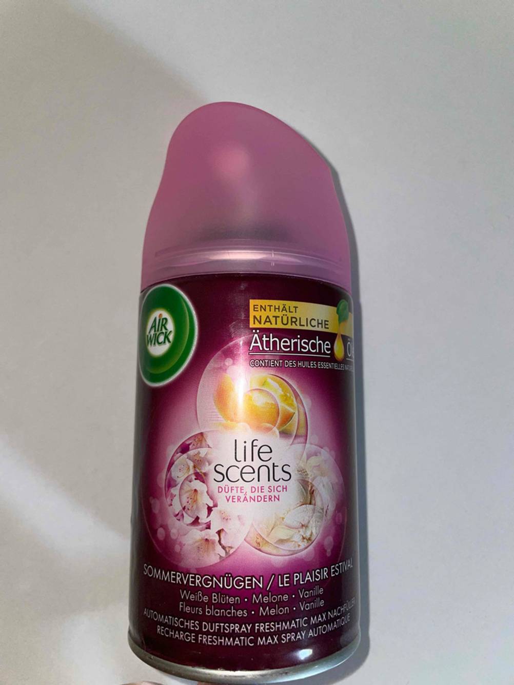 Airwick-Raumduft Life Scents.