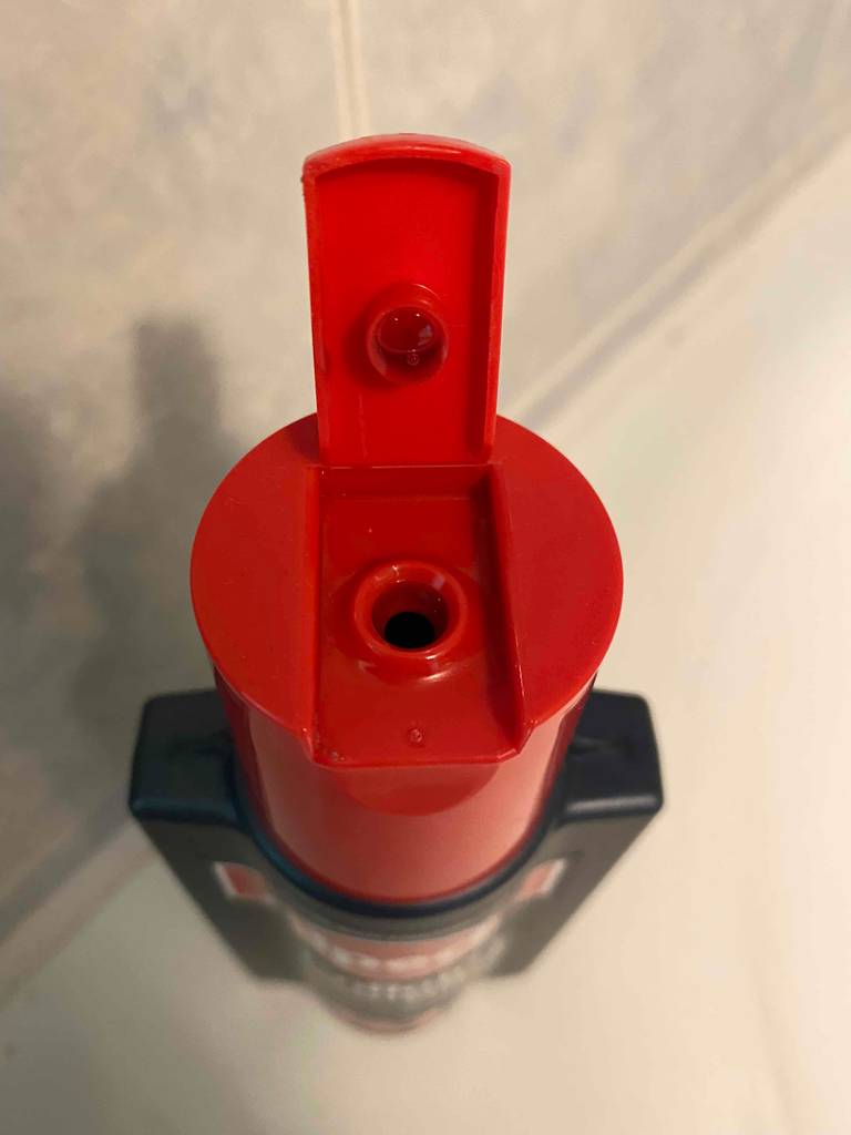 Eine Alpecin Shampoo Flasche von oben