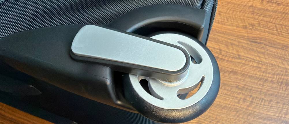 Eine Rolle der Amazon Basics Ripstop.