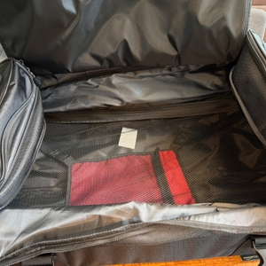 Die Innentasche der Amazon Basics Ripstop.