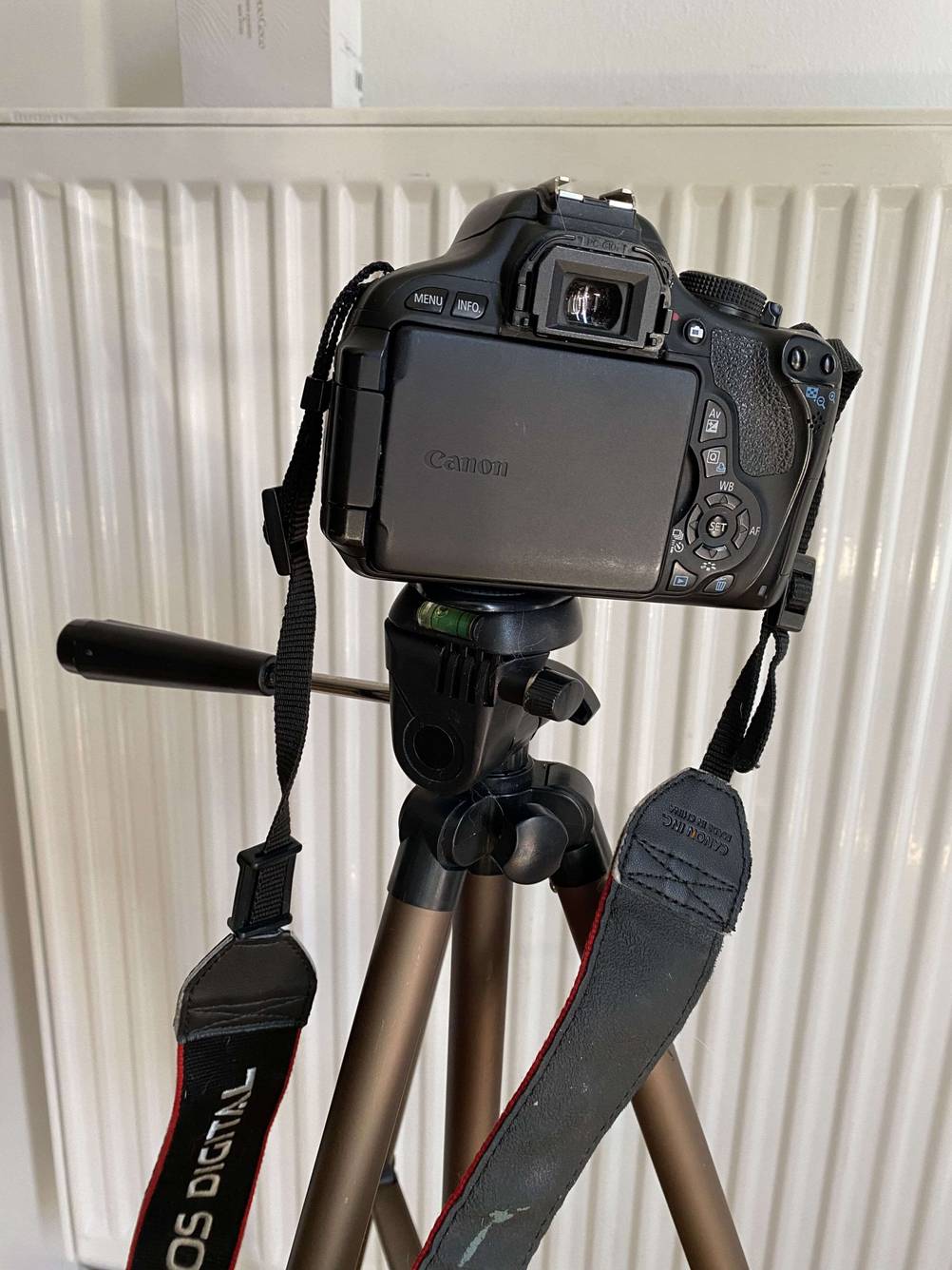 Stativ mit Kamera beim Stativ-Test