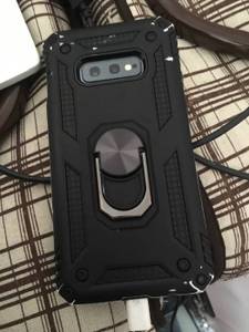 Hier zu sehen: das Galaxy-S10-e von Samsung. 